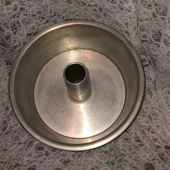 Vintage Silver Angel food cake pan - Picture 3 of 7